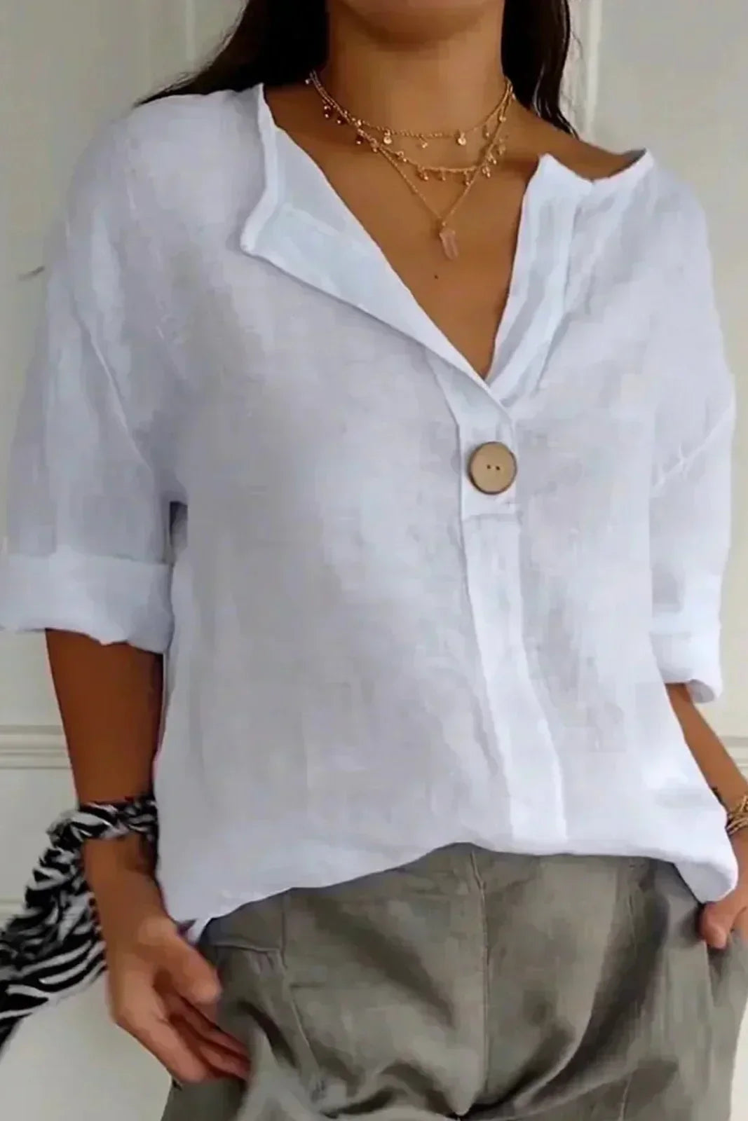 Elise | Relaxed Button-Detail V-Neck Blouse